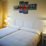 Moments ホテル 3*