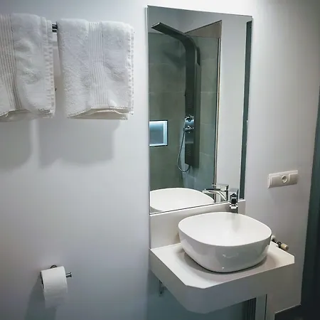 Hotel Moments 3*