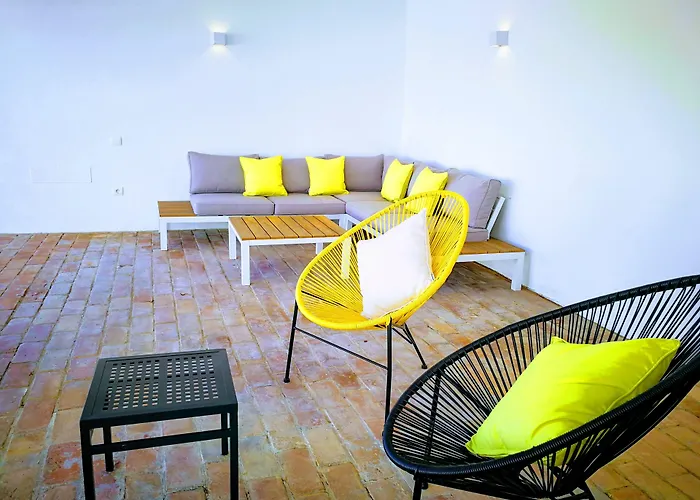 隆达时刻酒店 酒店 3*